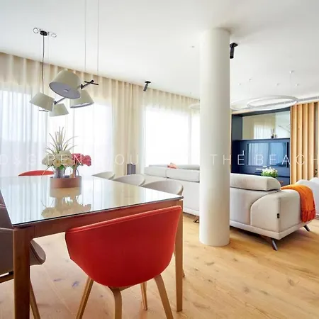 D&r Penthouse On The Beach Apartment *