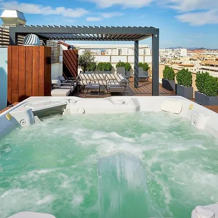 D&r Penthouse On The Beach Apartment