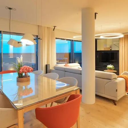 D&r Penthouse On The Beach Appartement *