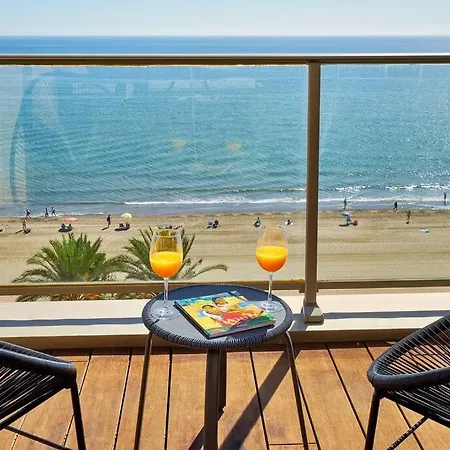 D&r Penthouse On The Beach Appartement